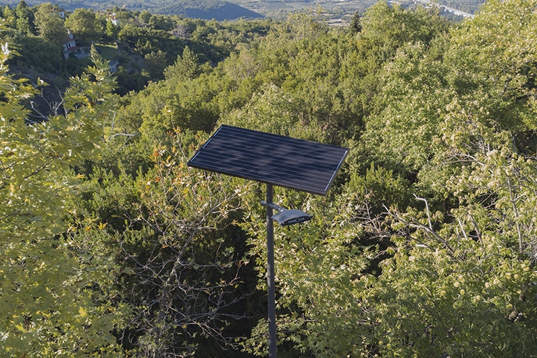 Φωτισμός Επαρχιακού Οδικού Δικτύου με την χρήση Αυτόνομων Ηλιακών Φωτιστικών