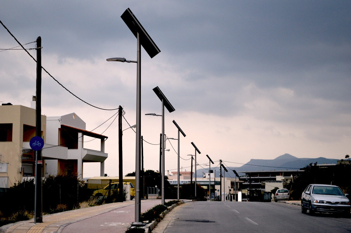 Σητεία Κρήτης: Έξυπνη εγκατάσταση φωτισμού LED σε ποδηλατόδρομο